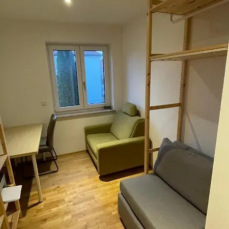 Accommodation For 2 Persons Close Main Station Ingolstadt *